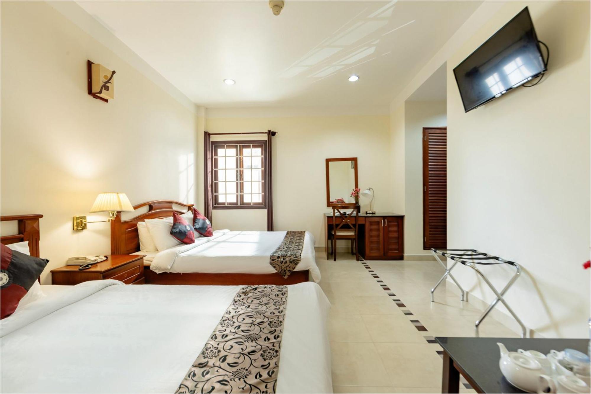 ฮุงฟอง โฮเทล - ใกล้ตลาดกลางคืนดาลัด Hotel ภายนอก รูปภาพ