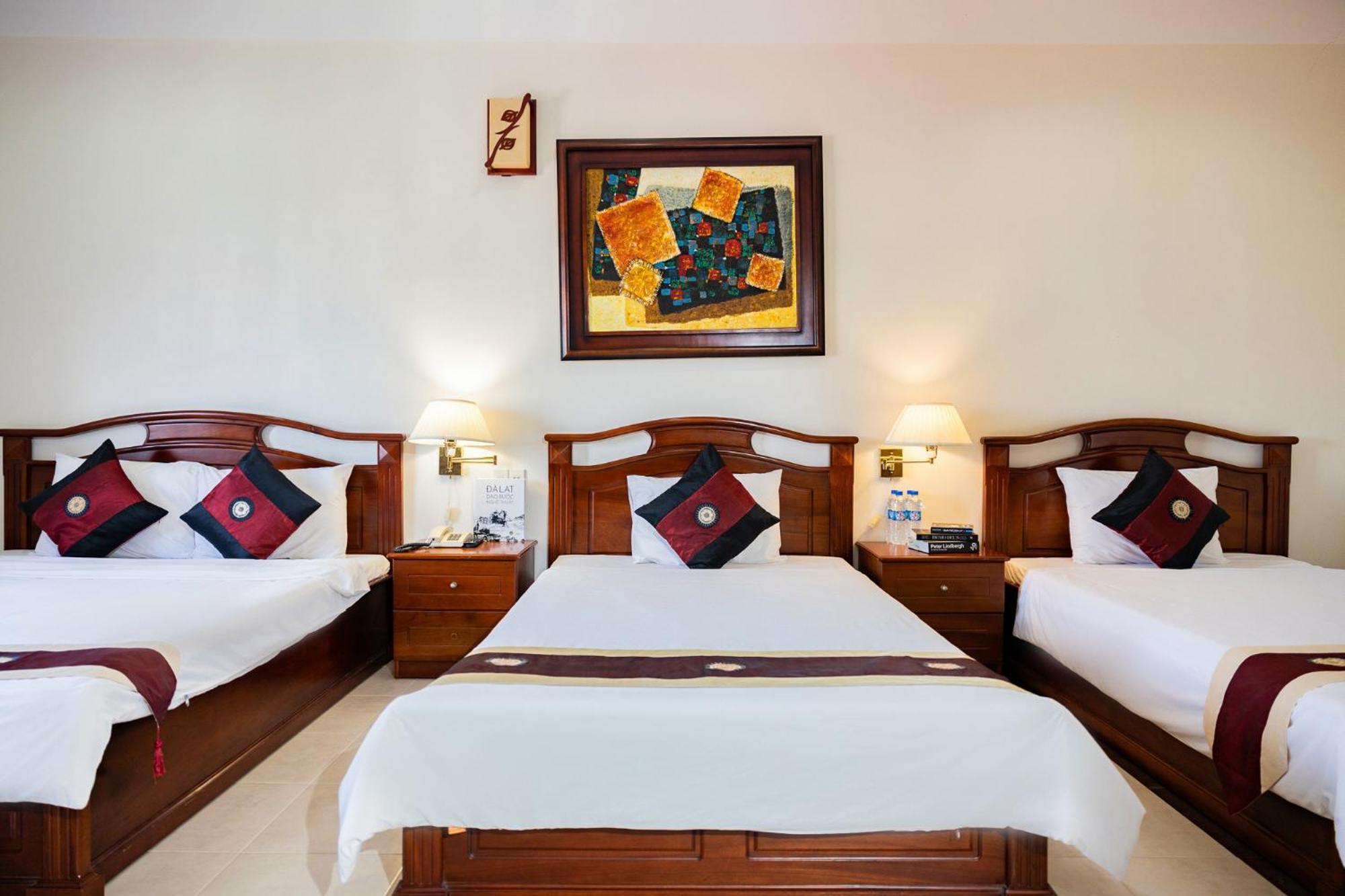 ฮุงฟอง โฮเทล - ใกล้ตลาดกลางคืนดาลัด Hotel ภายนอก รูปภาพ