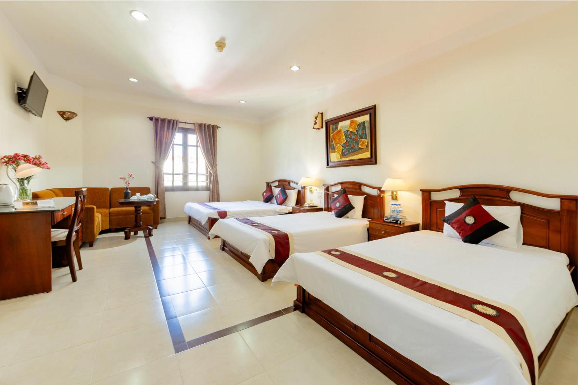 ฮุงฟอง โฮเทล - ใกล้ตลาดกลางคืนดาลัด Hotel ภายนอก รูปภาพ