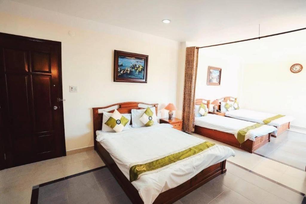 ฮุงฟอง โฮเทล - ใกล้ตลาดกลางคืนดาลัด Hotel ภายนอก รูปภาพ
