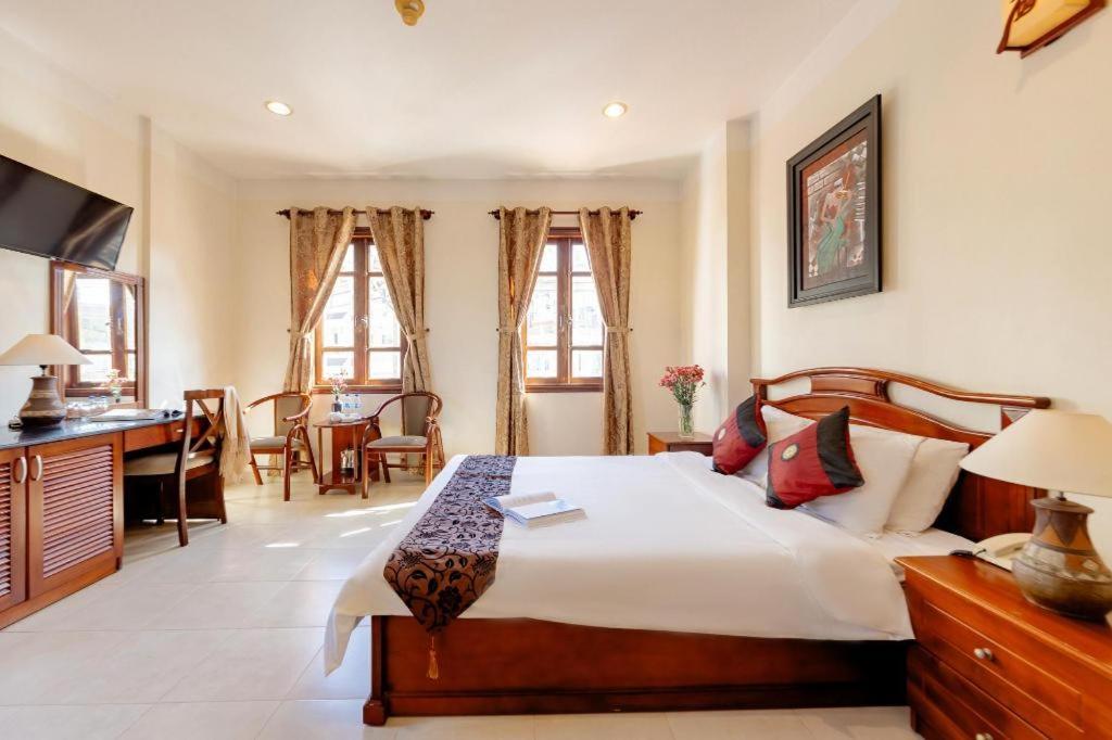 ฮุงฟอง โฮเทล - ใกล้ตลาดกลางคืนดาลัด Hotel ภายนอก รูปภาพ